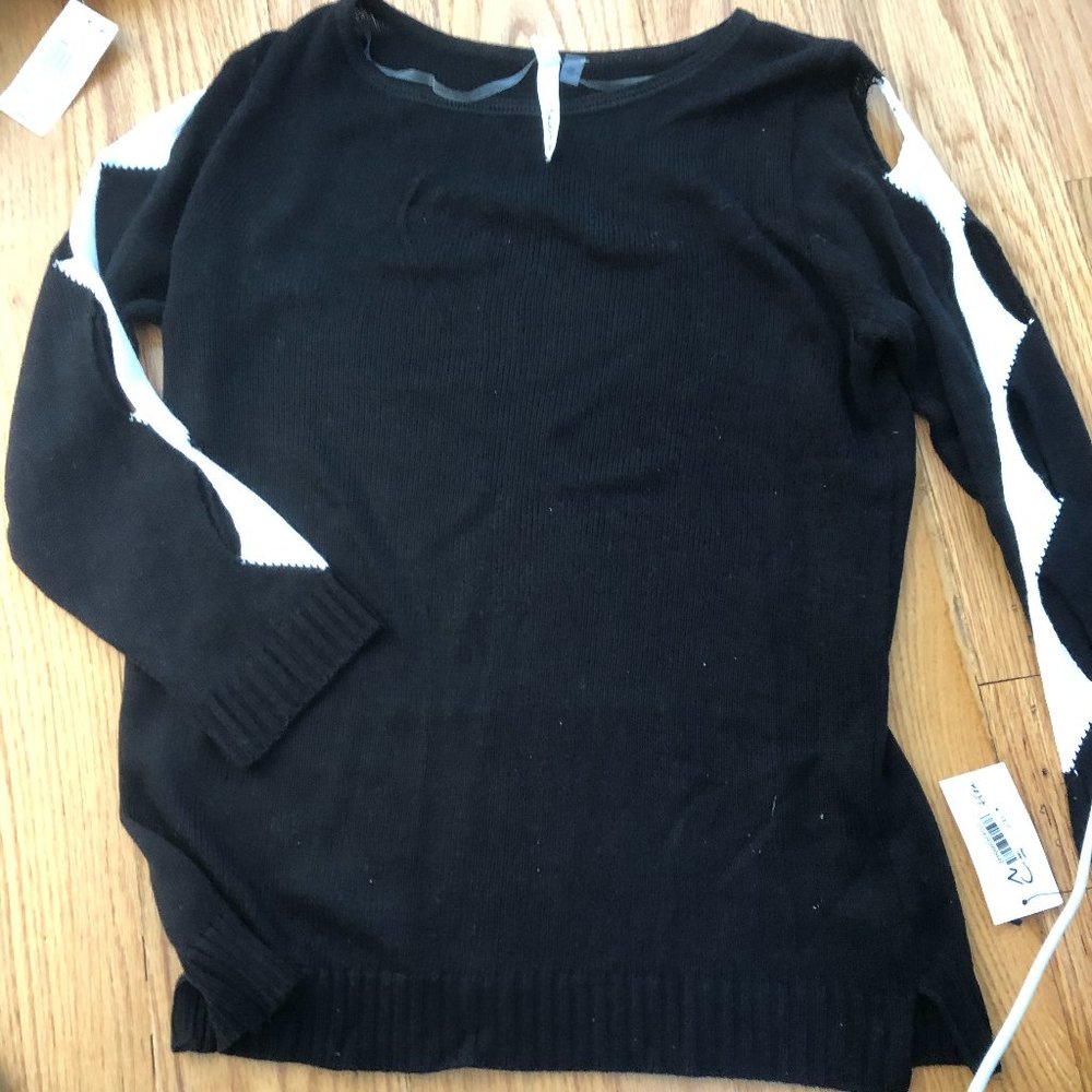 NWT NY collection small lightweight sweater from Macys